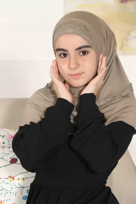 Oat Color Kids Two Pieces Hijab Lace Design
